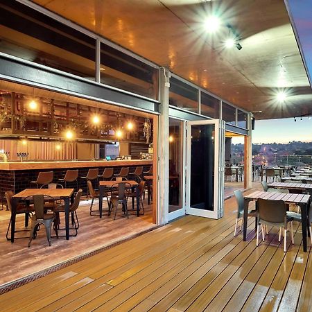 Protea Hotel By Marriott Pretoria Loftus Park Exterior foto